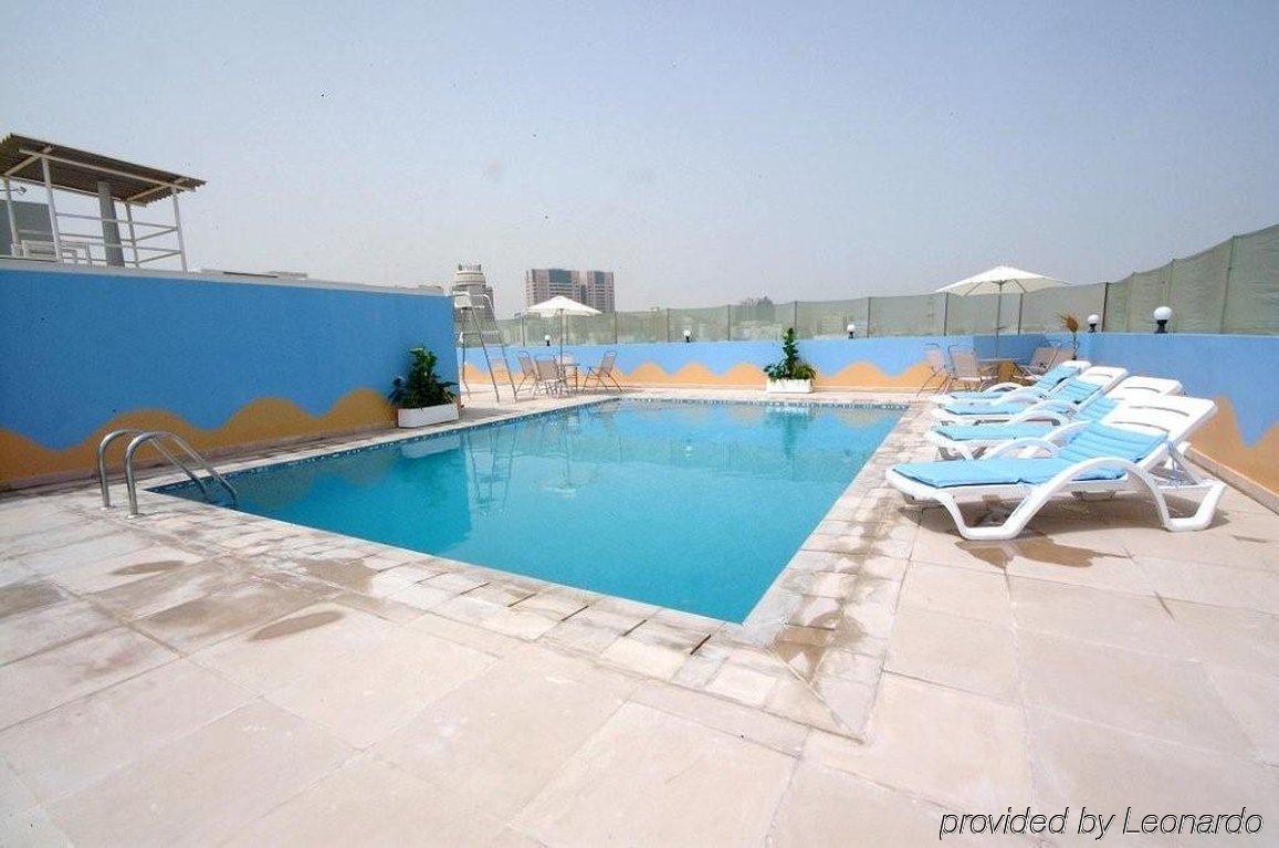 Golden Square Hotel Apartments Dubái Exterior foto