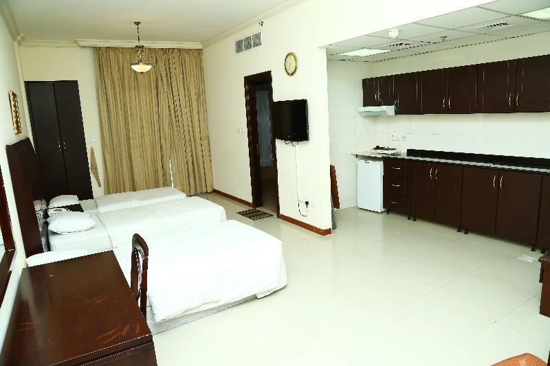 Golden Square Hotel Apartments Dubái Exterior foto